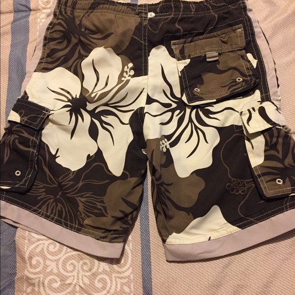 Boys pair of size 4 RS Surf  swimming Trunks - Picture 2 of 3